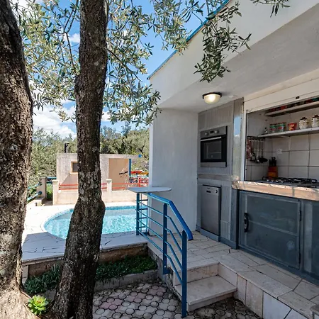 Family Friendly House With A Swimming Pool Kabli, Peljesac - 16795 Vakantiehuis *